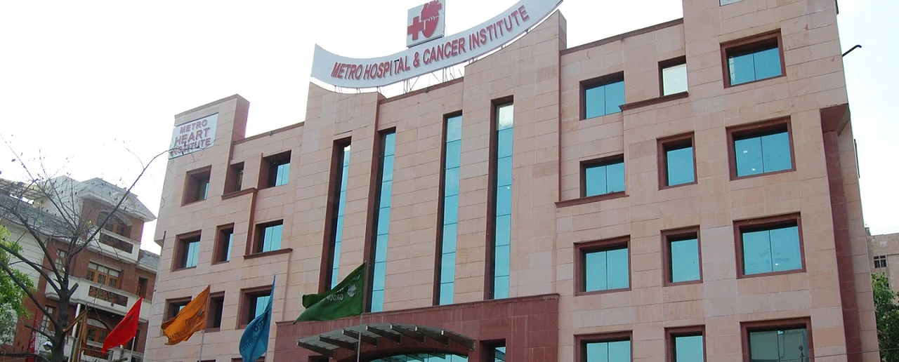 Metro Hospital & Cancer Institute hospital photos and images 2