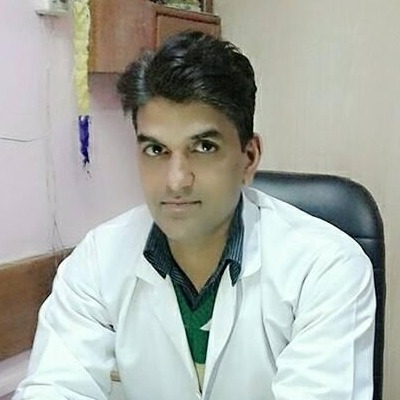 Portrait of Dr. Sanjeev Pal Yadav, Physiotherapist in delhi