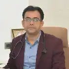 Portrait of Dr. Ratnesh Tiwari, Pulmonologist, Chest Physician in gorakhpur