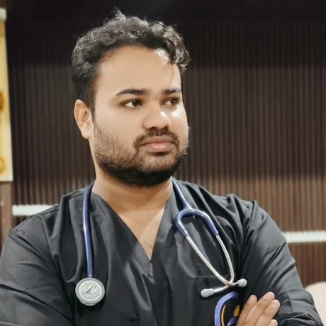 Portrait of Dr. Abhishek Tiwari, General Physician in gorakhpur